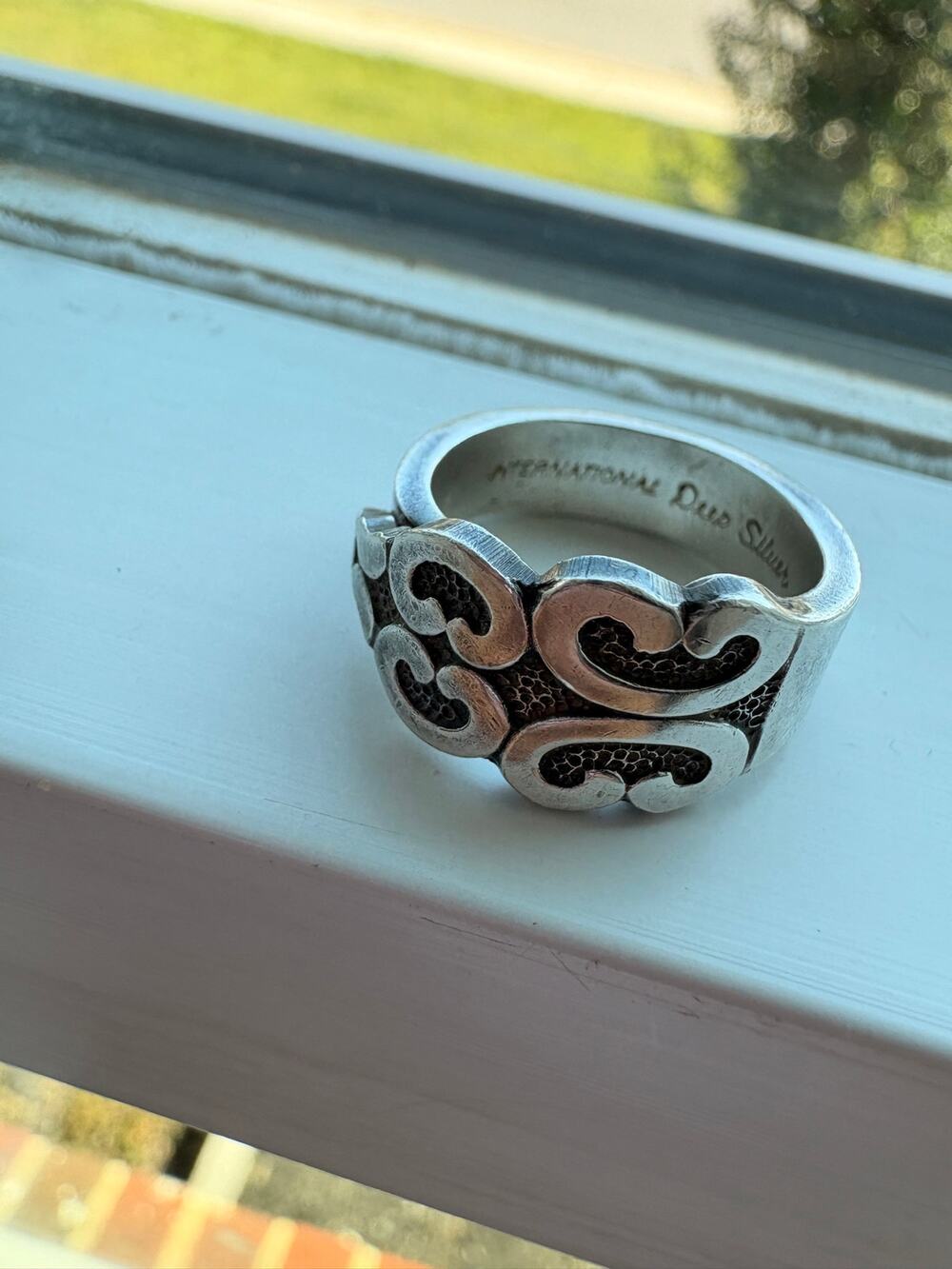 Vintage International Deep Silver Ring Scroll Paisley Design Size 5.5
